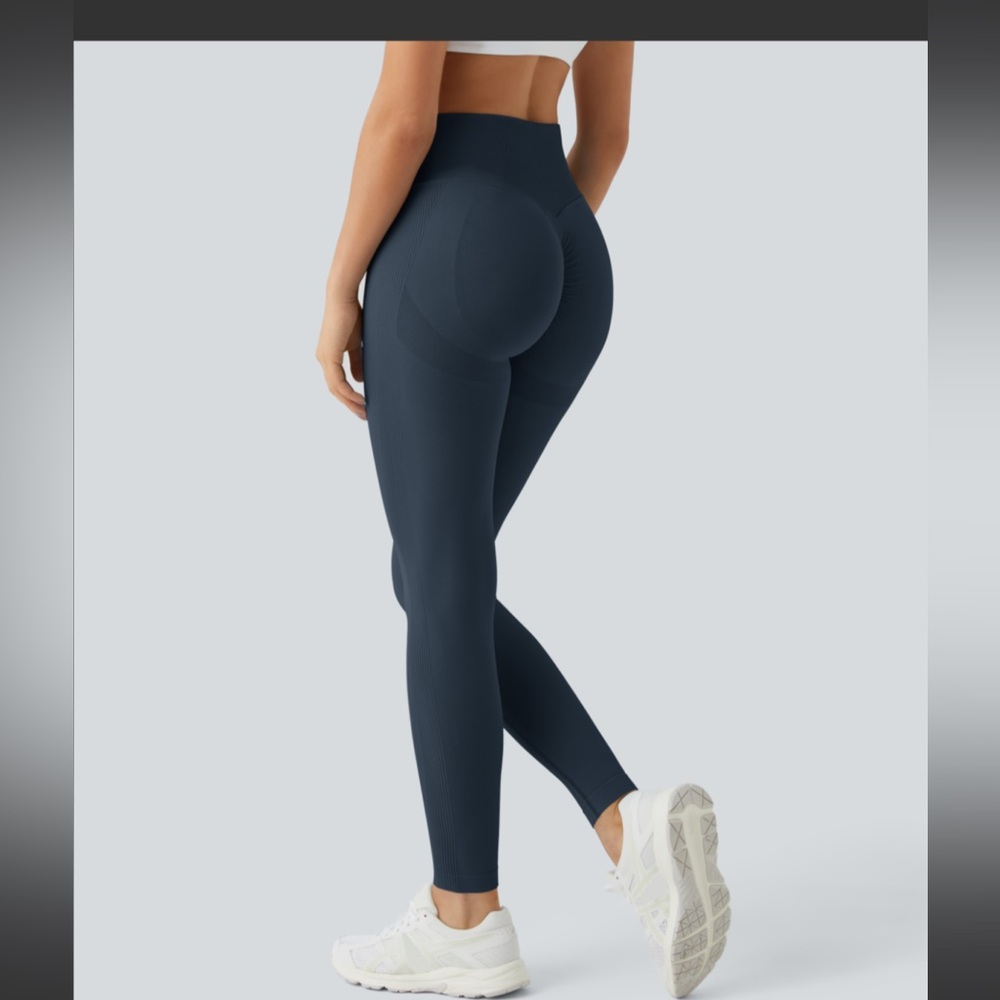 Halara Seamless High-Waisted Leggings